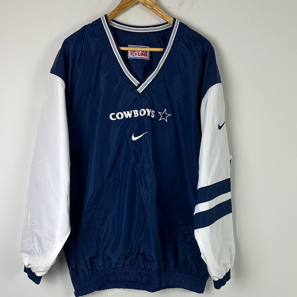 Nike Other - Nike Dallas Cowboys NFL 90s Reversible Navy and White V-Neck Windbreaker- Size L